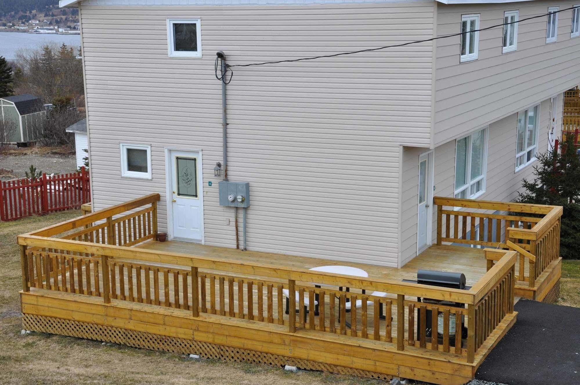 Comerford'S Ocean View Suites Holyrood المظهر الخارجي الصورة